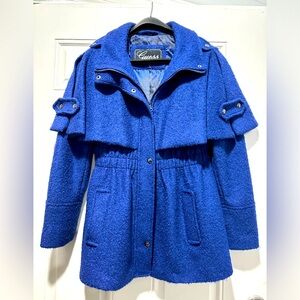 Like new guess coat